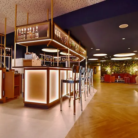 Ibis Styles Nantes Aeroport 3* Rezé