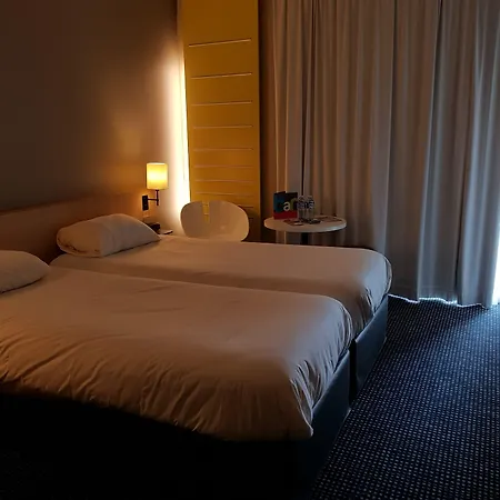 Ibis Styles Nantes Aéroport 3*