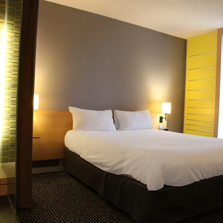 Ibis Styles Nantes Aeroport 3* Резе