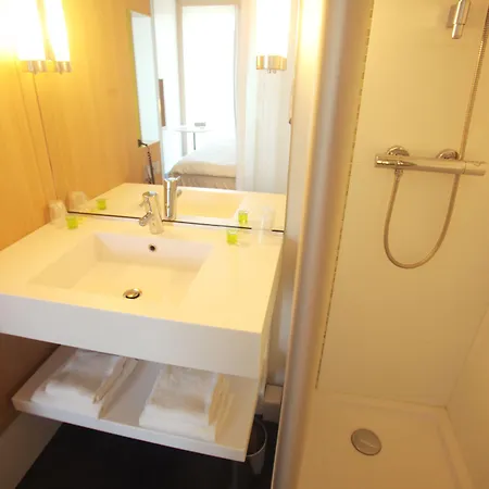 Hotell Ibis Styles Nantes Aeroport 3*