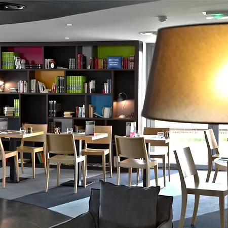 Ibis Styles Nantes Aéroport Hotel 3*