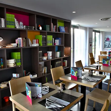 Отель Ibis Styles Nantes Aeroport