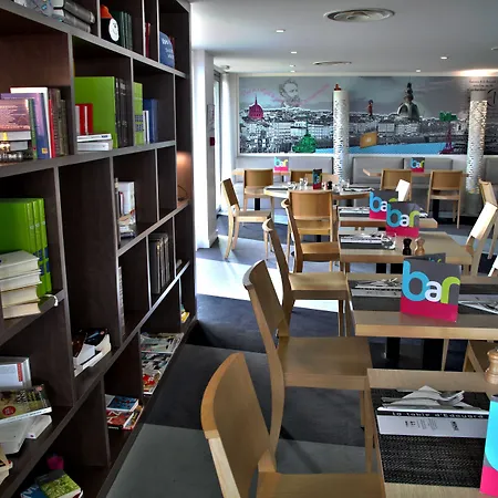 Ibis Styles Nantes Aeroport Отель 3*