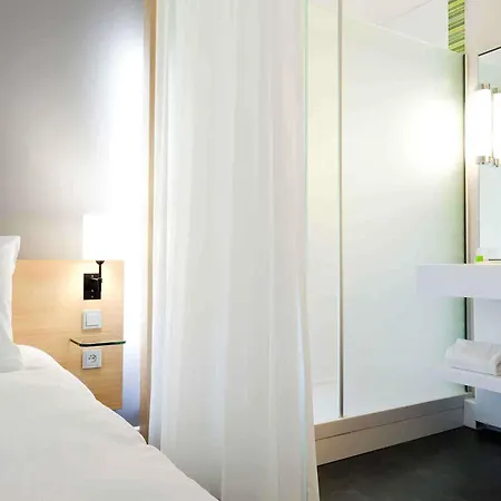 Отель Ibis Styles Nantes Aeroport