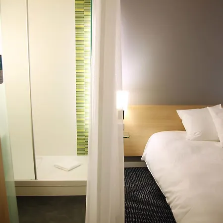 Hotel Ibis Styles Nantes Aeroport 3*