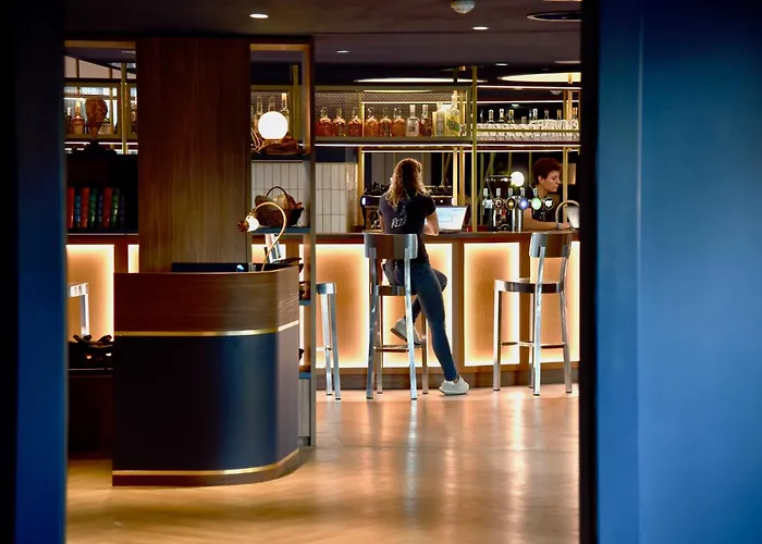 Hotel Ibis Styles Nantes Aéroport 3*