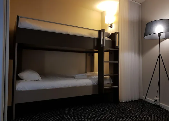 Hotel Ibis Styles Nantes Aéroport 3*