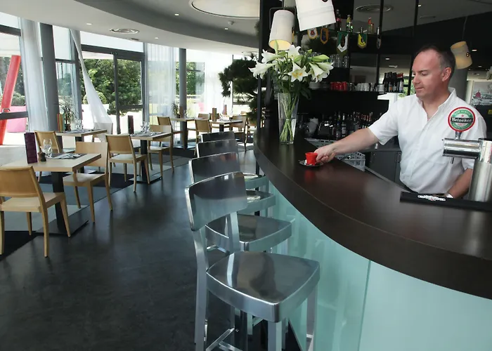 Ibis Styles Nantes Aéroport 3*