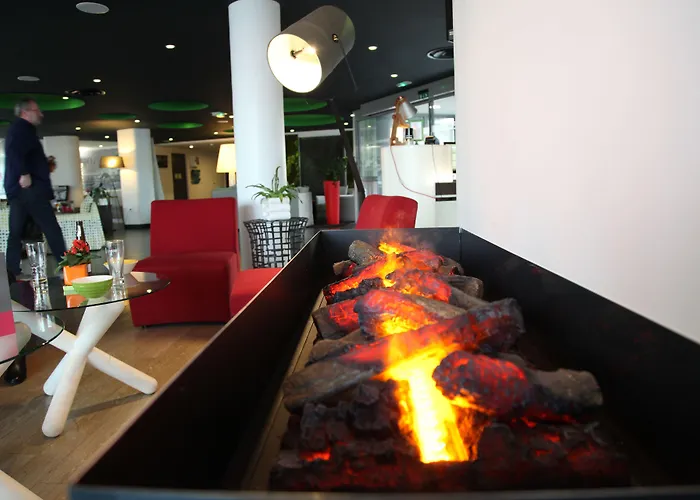 Ibis Styles Nantes Aéroport Hotel 3*
