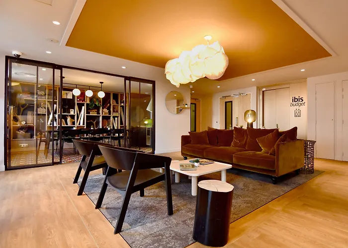 Hotel Ibis Styles Nantes Aéroport 3*